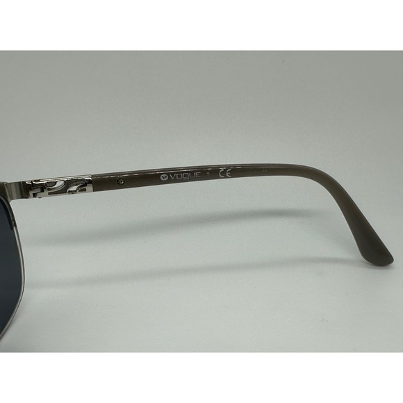 Vogue Eyeglasses VO4067 5061 53-18-140 - Frames Only - Picture 6 of 8